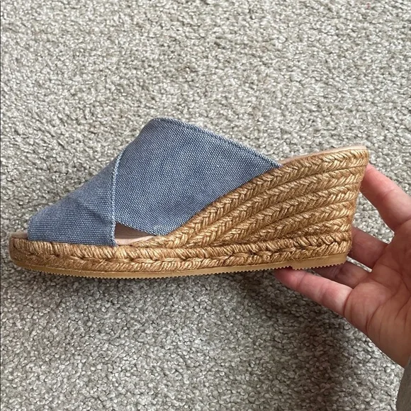 Eric Michael Denim Shimmer Blue Wedge Sandals - Size 39 (8) - Picture 5 of 8